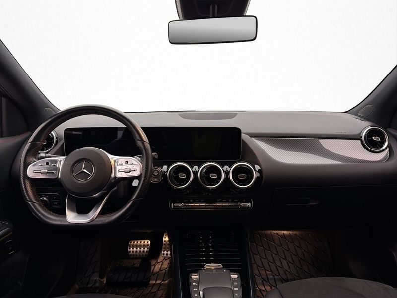 Mercedes GLA200 bild 13