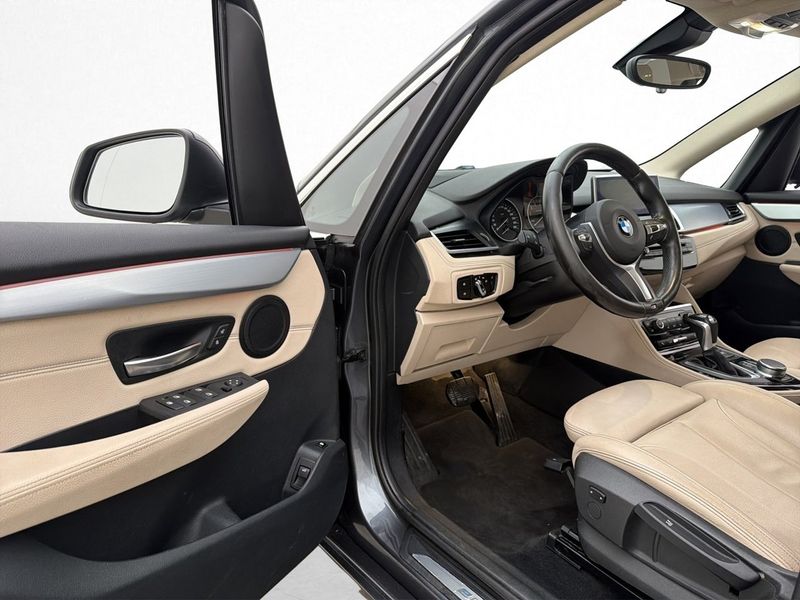 BMW 225 bild 10