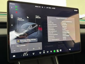 Tesla Model Y bild 22