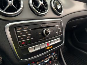 Mercedes CLA180 bild 23