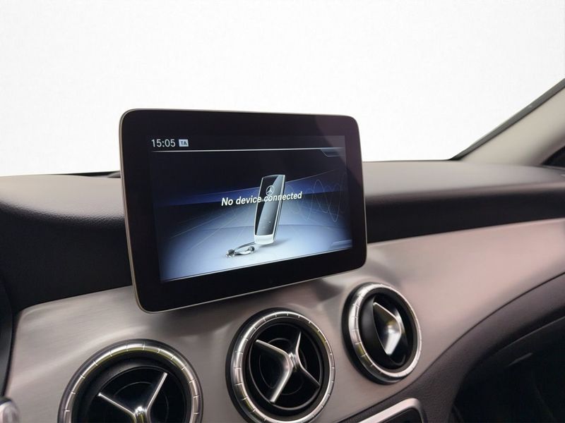 Mercedes CLA180 bild 22