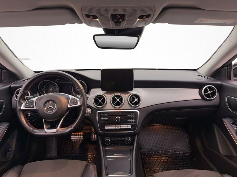 Mercedes CLA180 bild 14