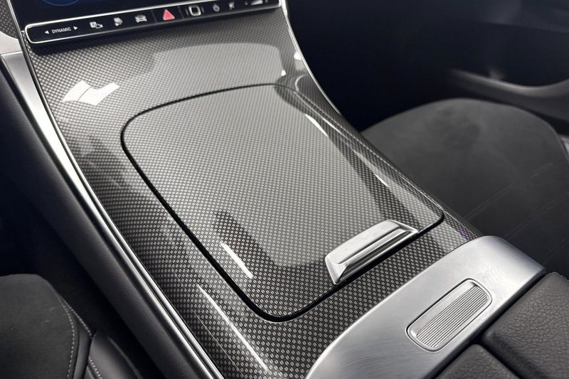 Mercedes GLC300 bild 14