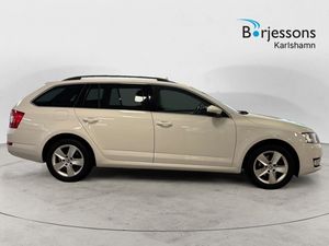 Skoda Octavia bild 2