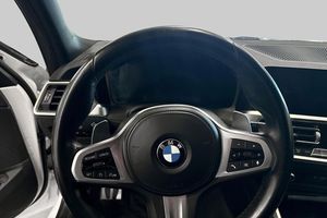 BMW 320 bild 11