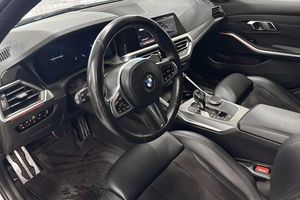BMW 320 bild 7