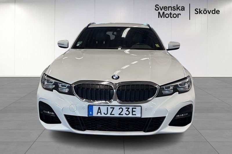 BMW 320 bild 2