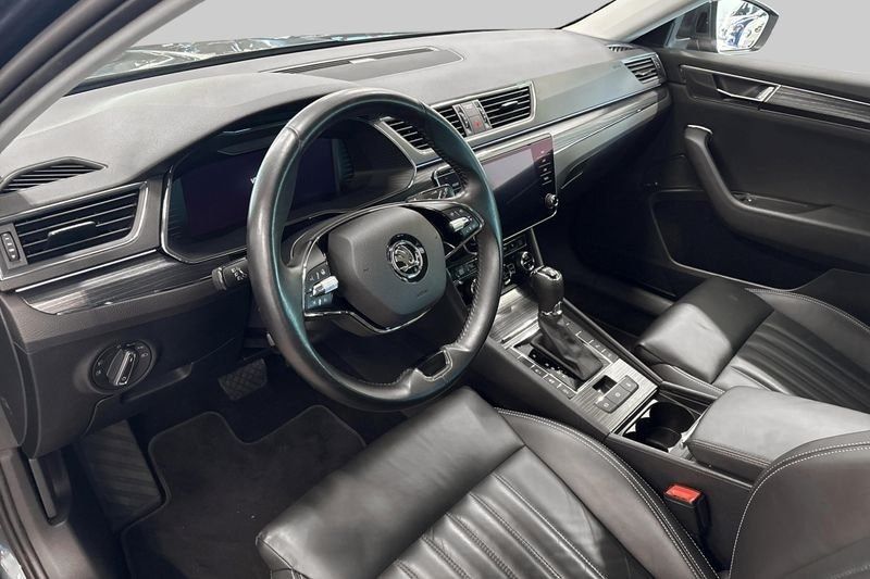 Skoda Superb bild 7