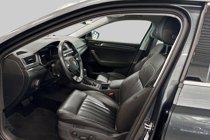 Skoda Superb bild 8