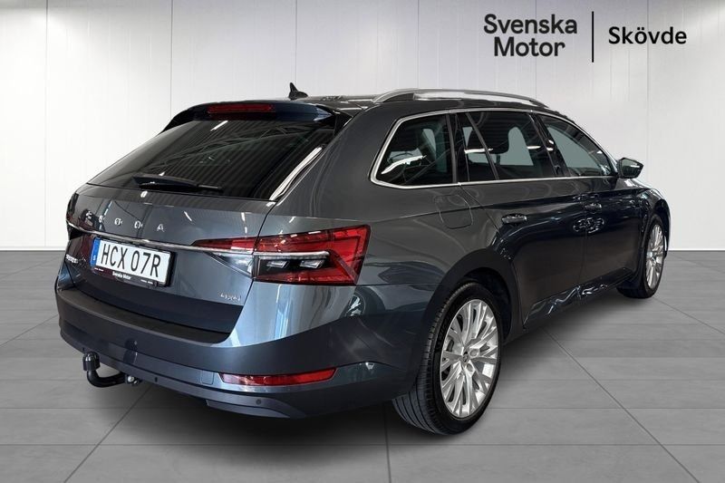 Skoda Superb bild 4
