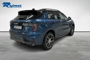 Lynk & Co 01 bild 18