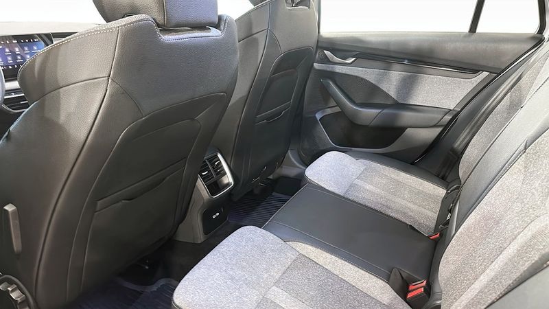 Skoda Octavia bild 24