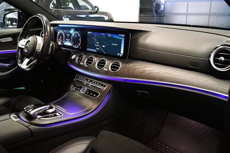 Mercedes E300 bild 23