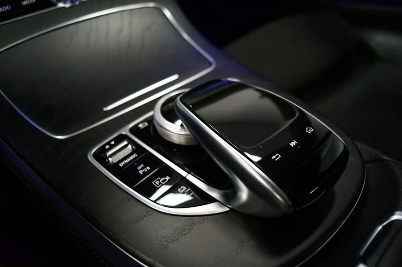 Mercedes E300 bild 19
