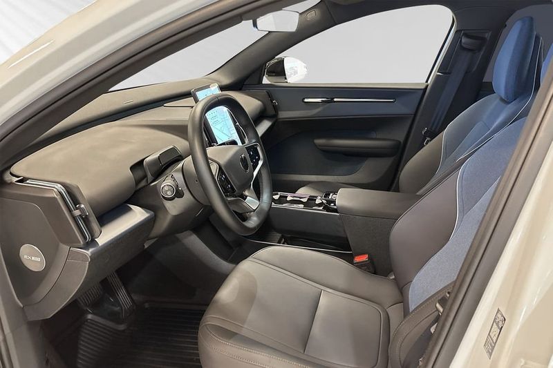 Volvo EX30 bild 7