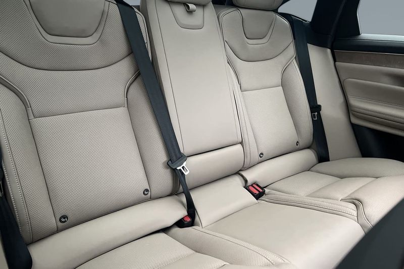 Volvo ES90 bild 11