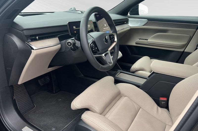 Volvo ES90 bild 7