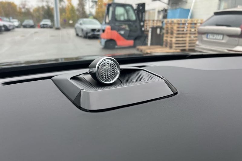 Volvo ES90 bild 19