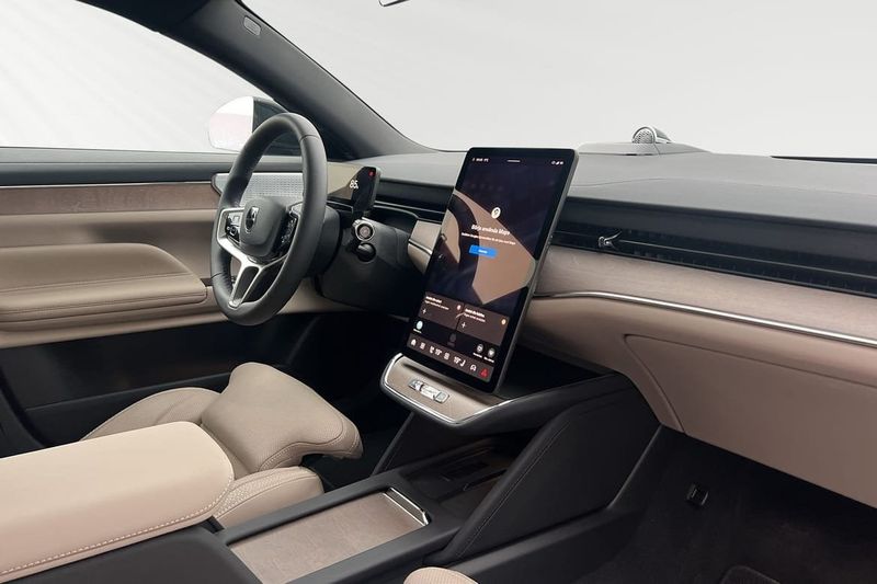 Volvo ES90 bild 10