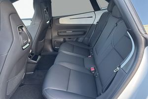 Polestar 4 bild 12