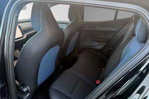 Volvo EX30 bild 8