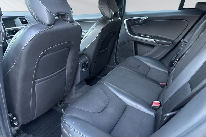 Volvo V60 bild 8