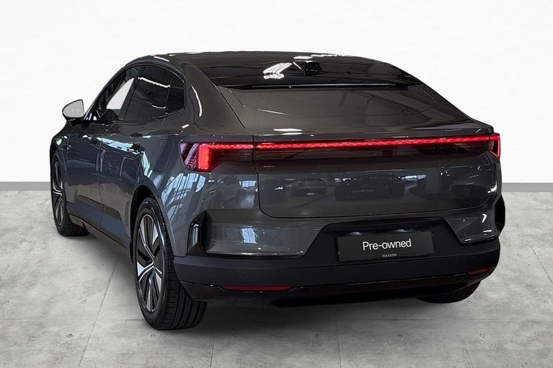 Polestar 4 bild 8
