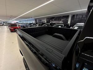 Chevrolet Silverado bild 16