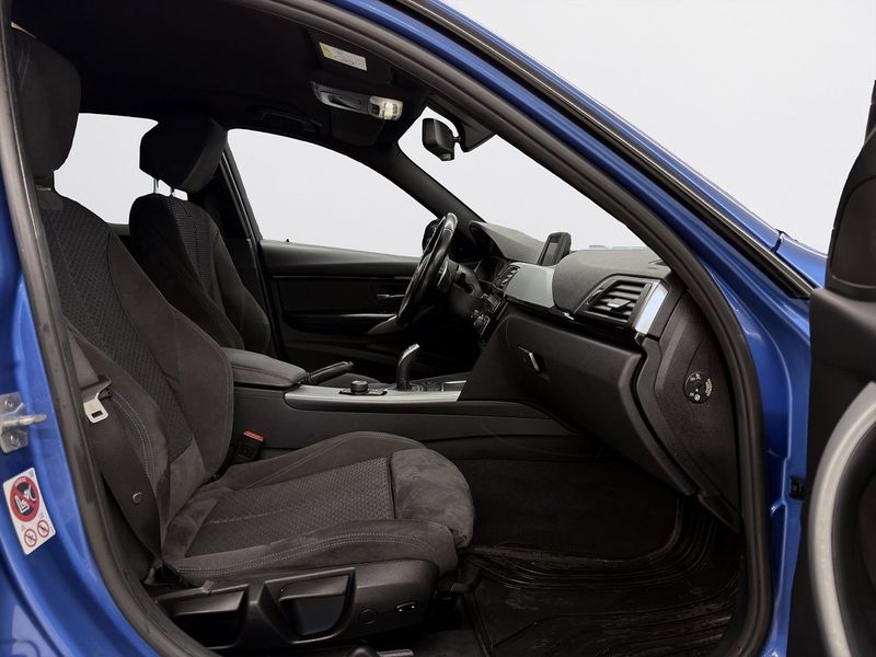 BMW 320 bild 13