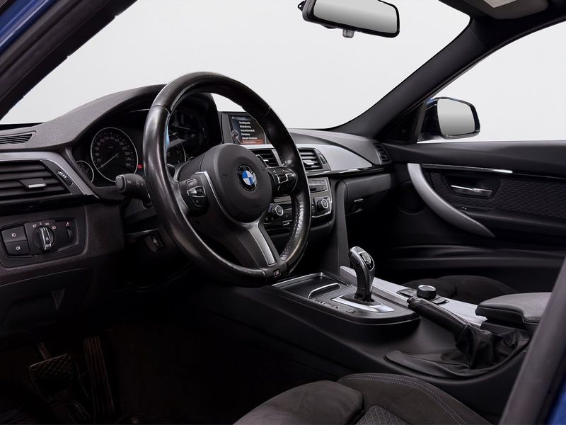 BMW 320 bild 8