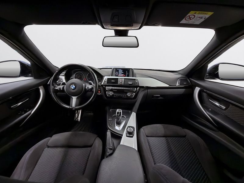 BMW 320 bild 10