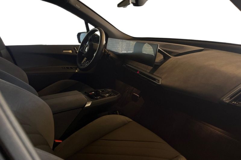 BMW iX bild 6