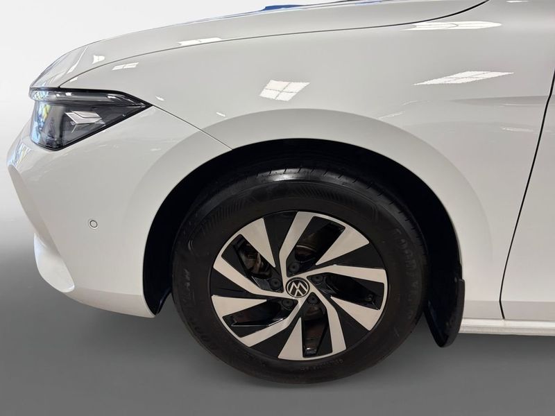 Volkswagen Passat bild 14