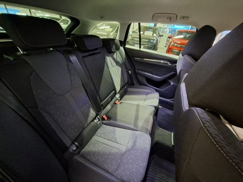 Skoda Octavia bild 9