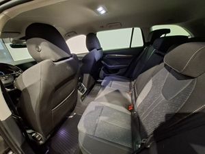Skoda Octavia bild 6