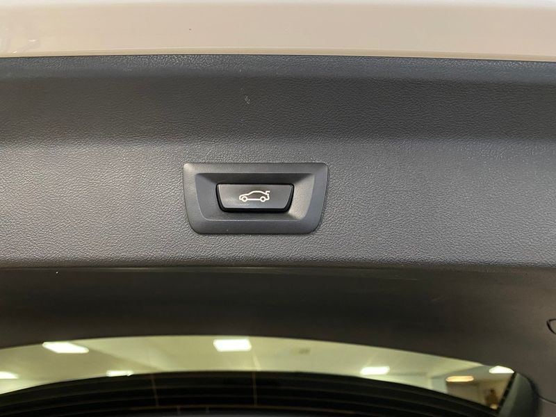 BMW iX3 bild 9