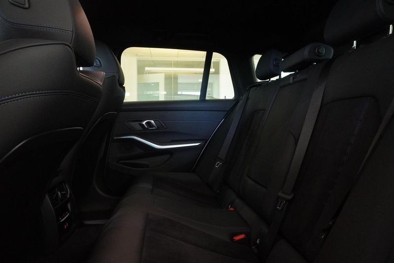 BMW 330 bild 6