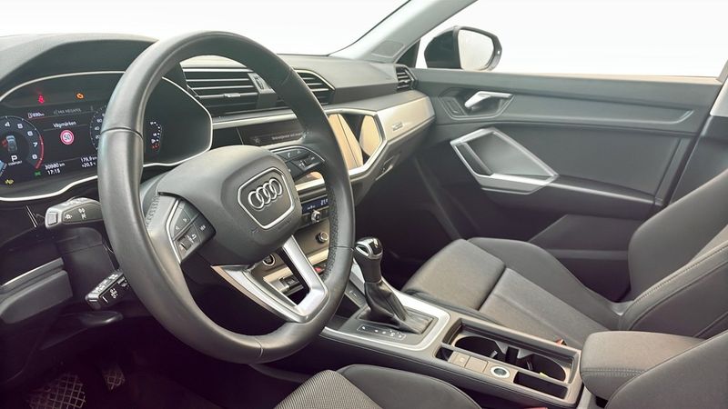 Audi Q3 bild 7