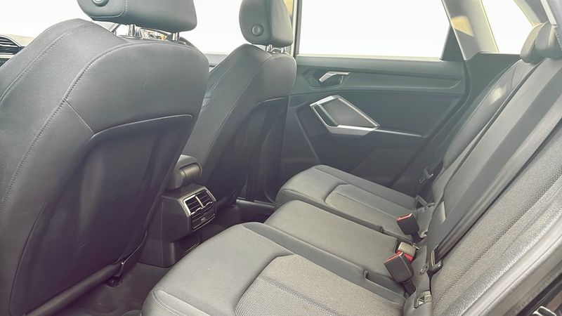 Audi Q3 bild 11