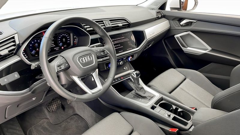 Audi Q3 bild 7
