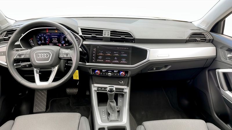 Audi Q3 bild 10