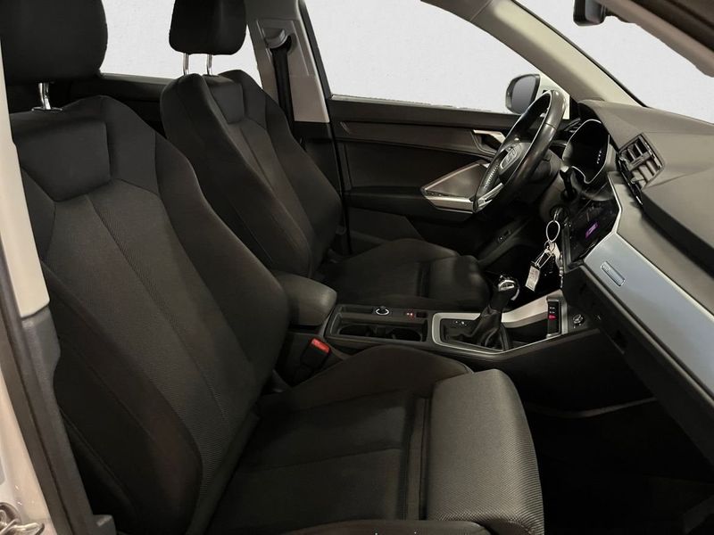 Audi Q3 bild 12