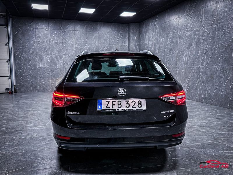 Skoda Superb bild 7