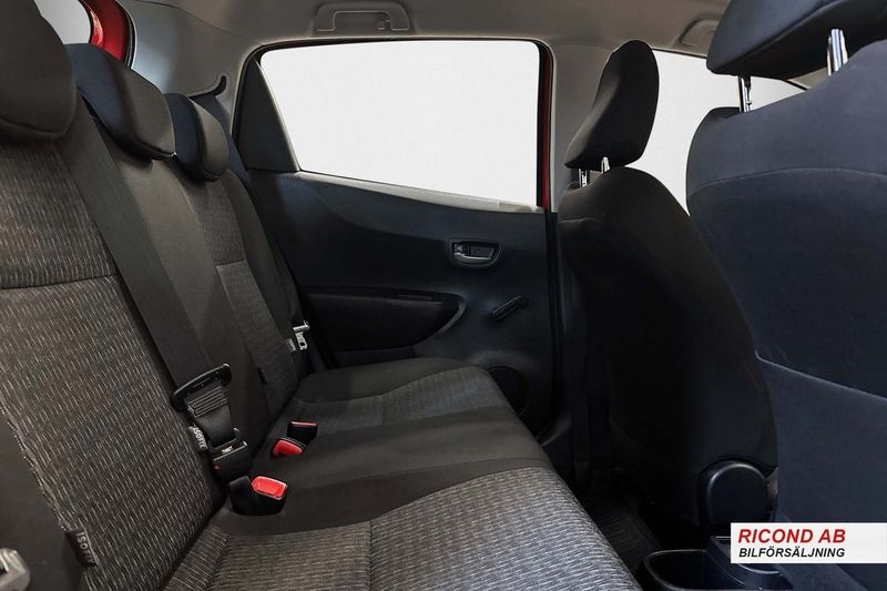 Toyota Yaris bild 16