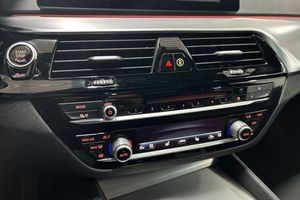 BMW 520 bild 24