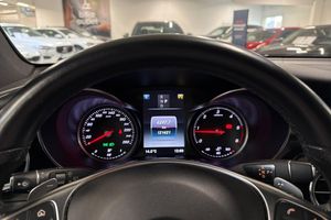 Mercedes GLC220 bild 17