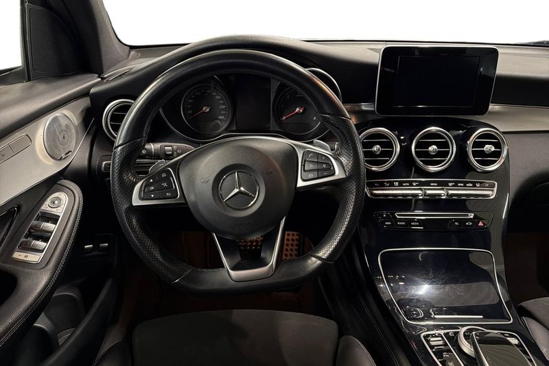 Mercedes GLC220 bild 16