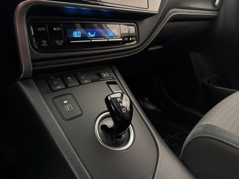 Toyota Auris bild 25