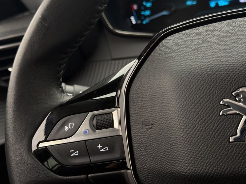 Peugeot e-208 bild 15