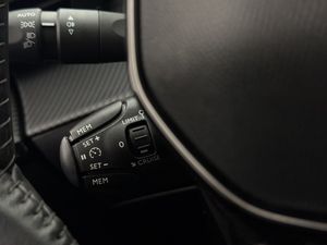 Peugeot e-208 bild 14